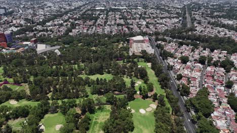 Paraíso-Del-Golf-En-El-Club-Campestre-Ciudad-De-México