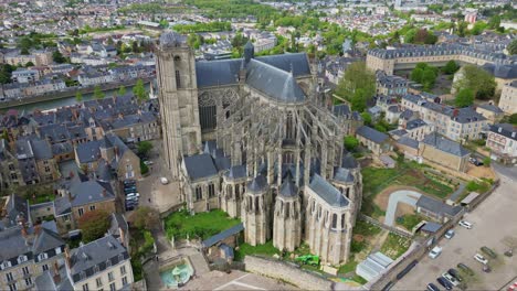 Catedral-De-San-Julián-En-Le-Mans-En-Francia
