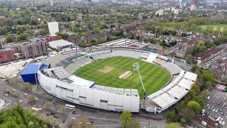 Edgbaston-Stadium,-Birmingham,-Großbritannien,-Drohne,-Luftaufnahme-Aus-Großer-Höhe