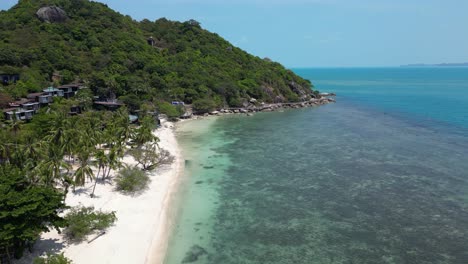 Atemberaubendes-Tropisches-Resort-Auf-Der-Insel-Koh-Pha-Ngan-In-Thailand,-Drohnenansicht