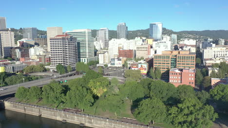 Downtown-Portland-Oregon-City-Skyline,-Drone-orbit-shot
