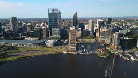 Vista-Aérea-De-Elizabeth-Quay-En-El-Distrito-Central-De-Negocios-De-Perth,-En-Australia-Occidental