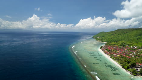 Unterwassergrundstücke,-Seetanganbau,-Indonesische-Industrie,-Luft