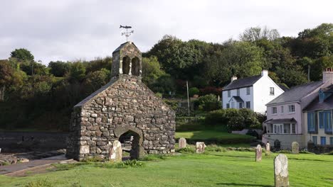 Ruinen-Der-Mittelalterlichen-Kirche-St.