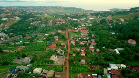 Scenery-Of-Tropical-Nature-On-The-Remote-Settlements-In-Kampala,-Uganda