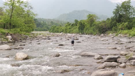 Fischer-Angeln-Im-Fluss