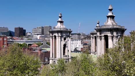 Rooftop-view-of-St-John's-Smith-Square,-showing-historic-architecture-in-Westminster-on-a-sunny-day