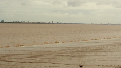 Plano-Amplio-Del-Estuario-De-Humber-Que-Muestra-Marismas-De-Marea-Baja