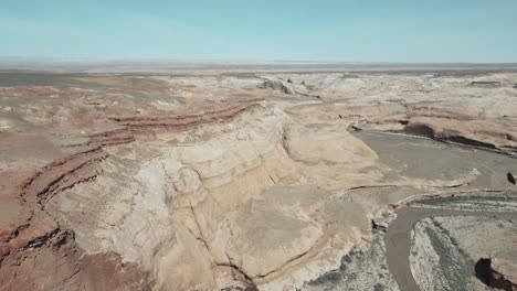 Cliffs-with-gorges-in-Utah-canyon-from-above,-USA