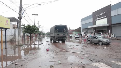 Después-De-Inundaciones-Extremas-En-Brasil,-Escasez-De-Alimentos,-Operación-De-Emergencia