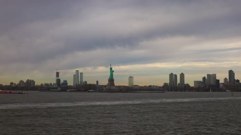 Liberty-Statue-Staten-Island-Ferry-New-York-City