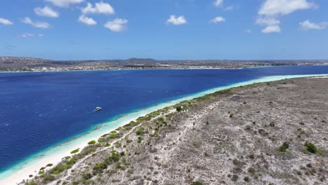 Klein-Bonaire-In-Kralendijk-In-Bonaire,-Niederländische-Antillen