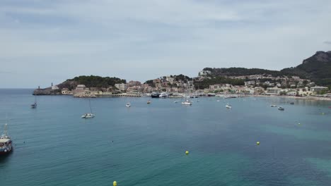 Beautiful-Port-Soller-In-Mallorca,-Spain