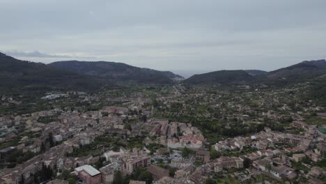 Aerial-View-of-Mountain-Village-of-Soller,-Mallorca,-Spain
