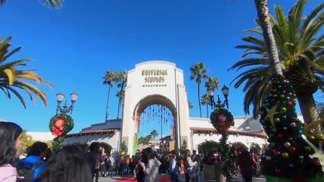 Packed-Entrance-at-Universal-Studios-Hollywood-on-Christmas-Eve-2019-Holiday-Season