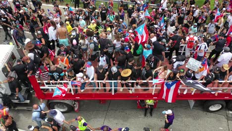 Mayor-Protesta-En-Puerto-Rico-Gente-Exigiendo-La-Renuncia-Del-Gobernador-Ricky-Rosello