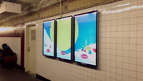 New-digital-video-monitor-on-23-street-subway-platform
