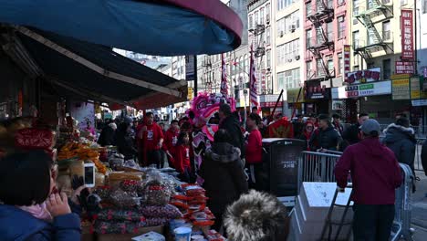 Parade-Der-Jungen-Löwen-Der-Chinatown-Gemeinde.-Tanzende-Drachen