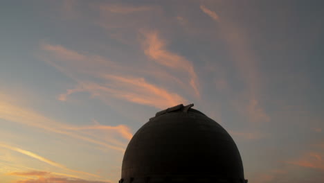 Beautiful-sunset-from-the-Griffith-observatory--panoramic-shot