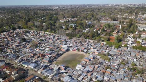 Arial-view-of-slums,-panning-drone-shot,-Nordelta-Buenos-Aires-Argetina