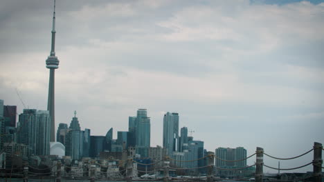 Time-lapse-of-downtown-toronto-skyline