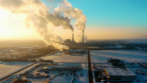 Late-afternoon-drone-shot-of-Sherburne-County-Generating-Station,-also-known-as-Sherco