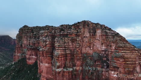 Rocky-Cliffs-Of-Courthouse-Butte-In-Sedona,-Arizona