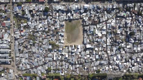 Luftaufnahme-Von-Slums,-Zenitale-Drohnenaufnahme,-Nordelta-Buenos-Aires,-Argentinien