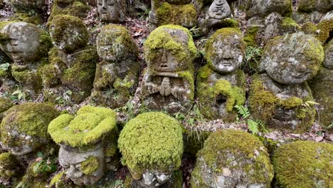 Retírese-De-Las-Estatuas-Rakan-Del-Templo-Otagi-Nenbutsuji-En-Kioto,-Japón