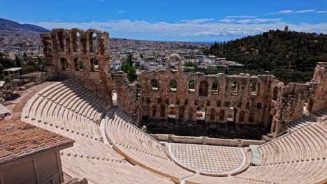 Das-Odeon-Des-Herodes-Atticus-Ist-Ein-Römisches-Steintheater-Am-Hang-Unterhalb-Der-Akropolis-Von-Athen