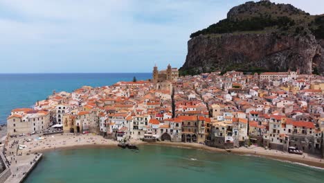 Beautiful-Aerial-View-of-Cefalu,-Coastal-City-in-Northern-Sicily
