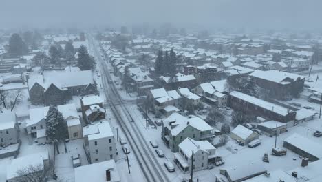 White-Out-Bedingungen-Während-Blizzard-über-Amerikanischer-Stadt