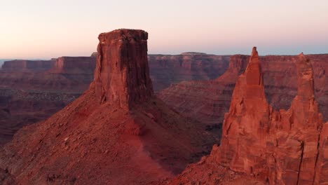 Montañas-En-Utah-Dron-Retroceden-Revelan