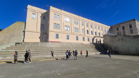 Tourists-in-Recreation-Yard-of-Former-Alcatraz-Prison