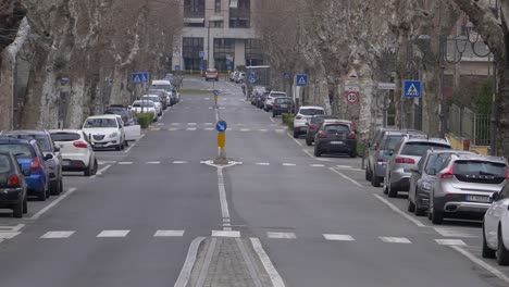 Saluzzo,-Piemonte,-Italia,-empty-streets,-old-town,-ancient-buildings,-monuments