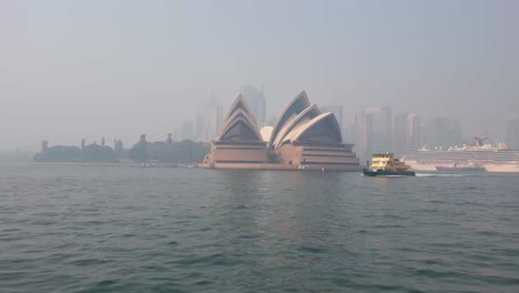 Smog-In-Sydney-Aufgrund-Von-Buschbränden-In-New-South-Wales,-Australien