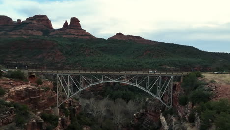 Puente-Midgley-Sobre-El-Cañón-Wilson-En-Sedona,-Arizona,-Estados-Unidos