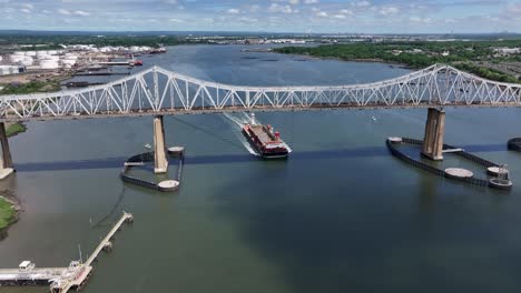 A-dredge-container-ship-passing-under-the-Outerbridge-Crossing-on-the-Raritan-River