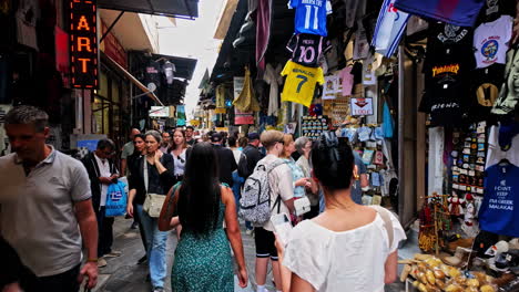 Scene-Of-People-Walking-On-Monastiraki-Flea-Market-In-Athens,-Greece