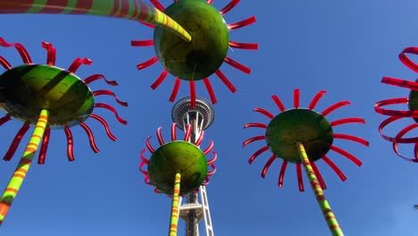 Solar-powered-flower-sculptures-at-the-Pacific-Science-Center-in-Seattle