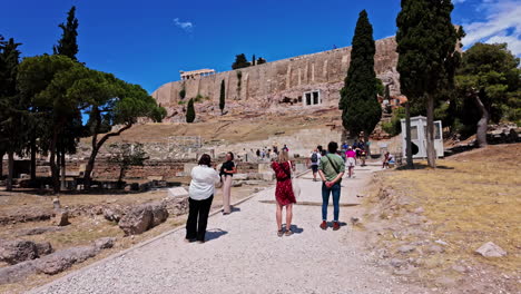 Atenas,-Grecia,-La-Acrópolis,-Partenón,-Patrimonio-Histórico-De-La-Unesco-Griego,-Pov