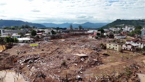 Crisis-Ambiental,-áreas-Urbanas-Sumergidas-En-Agua,-Daños-A-Edificios