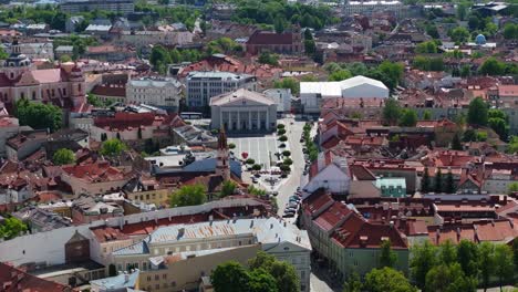 Cinematic-Establishing-Shot-Above-Vilnius-Town-Hall-and-Town-Hall-Square