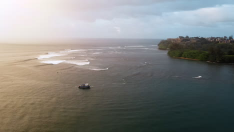 Boote-In-Der-Hanalei-Bay-Bei-Sonnenuntergang