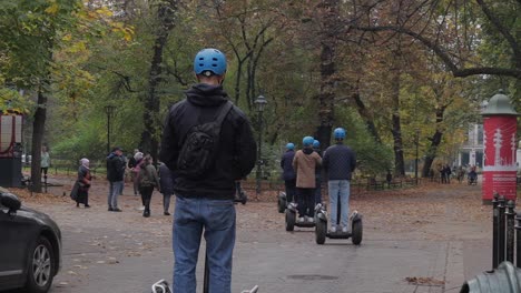 Group-of-Tourists-explore-the-historic-city-of-Krakow-on-Segways