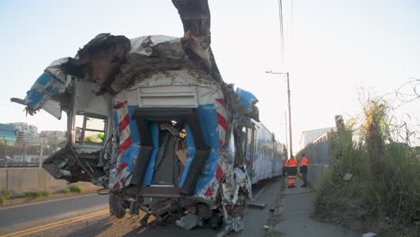 Pan-De-Vagón-De-Ferrocarril-Demolido-Después-De-Un-Accidente-De-Tren-En-Argentina