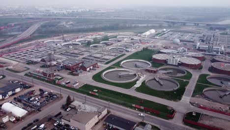 Luftaufnahme-Der-Kläranlage-Bonnybrook-In-Calgary