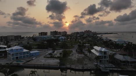 Sonnenuntergang-über-Fort-Myers-Beach,-Florida