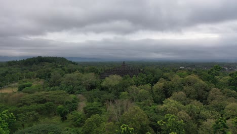 Aerial-view-of-Borobudur-temple,-Central-Java,-Indonesia
