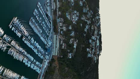 Spektakuläre-4k-Luftaufnahme-Der-Küste-Der-Stadt-Xabia